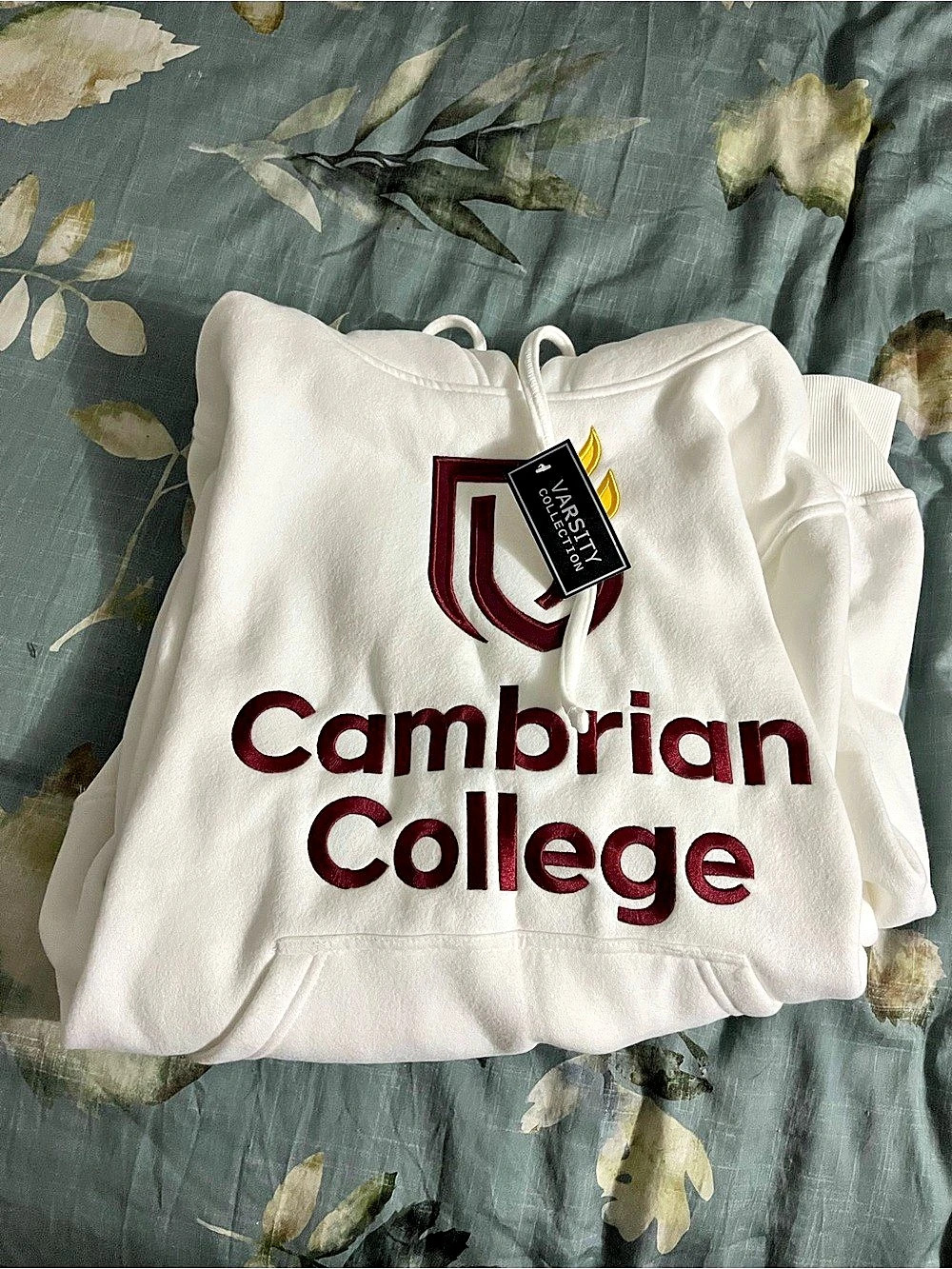 Cambrian College White Hoodie NWT XS